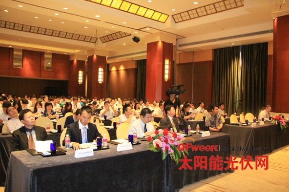 GEEA 2012太阳能光伏前沿技术峰会现场