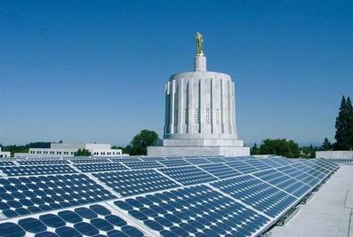 福斯特太阳能光伏:闹市中的隐者